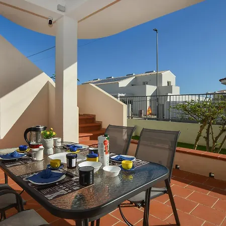 Amazing In Caucana With Wifi Holiday home Punta Secca