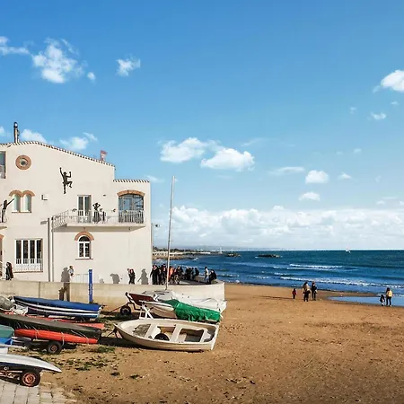 Amazing In Caucana With Wifi Holiday home